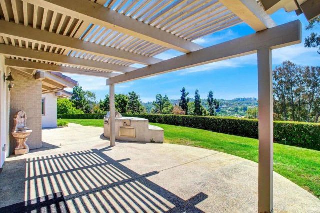 16850 Los Morros, Rancho Santa Fe, CA 92067