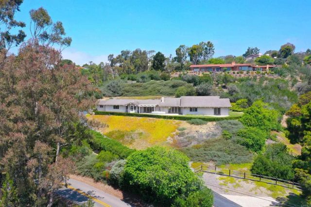 16850 Los Morros, Rancho Santa Fe, CA 92067