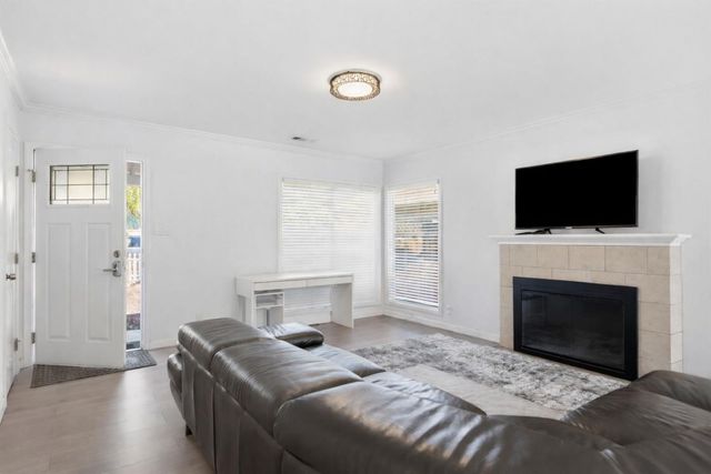 2170 Clarke Avenue, East Palo Alto, CA 94303