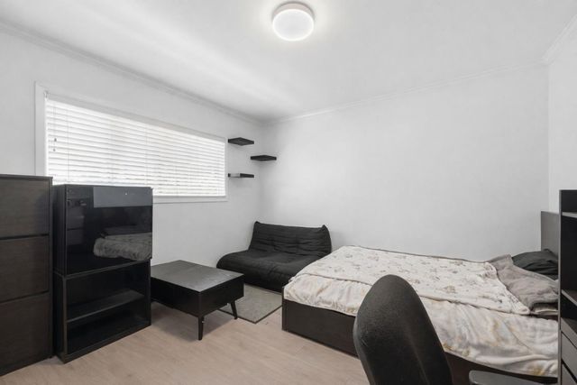 2170 Clarke Avenue, East Palo Alto, CA 94303