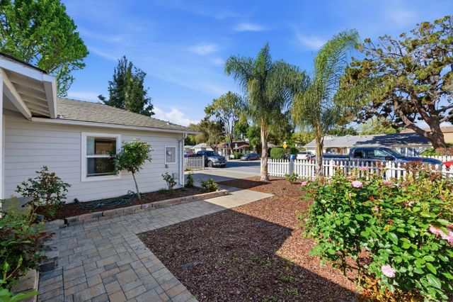 2170 Clarke Avenue, East Palo Alto, CA 94303