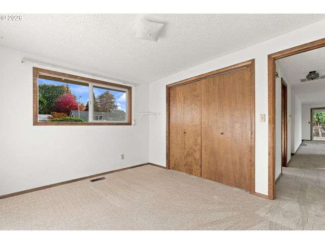 4077 PENTICTON Cir Ne, Salem, OR 97305