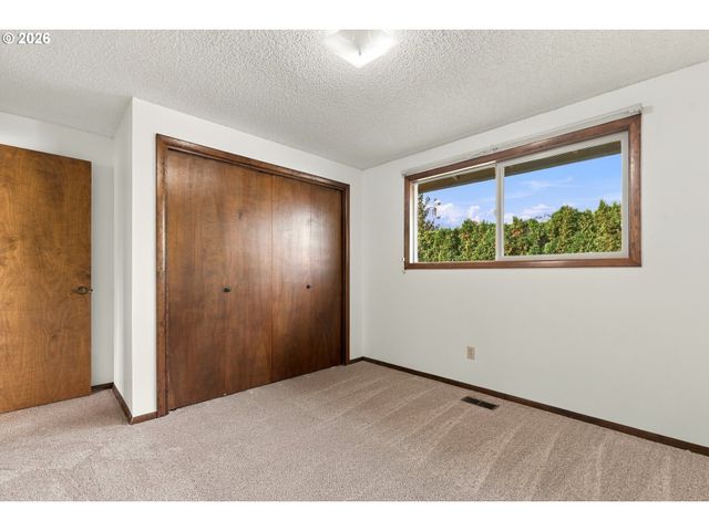 4077 PENTICTON Cir Ne, Salem, OR 97305