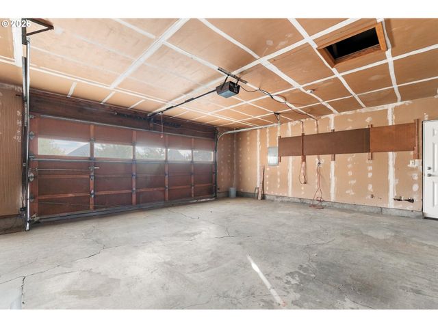 4077 PENTICTON Cir Ne, Salem, OR 97305