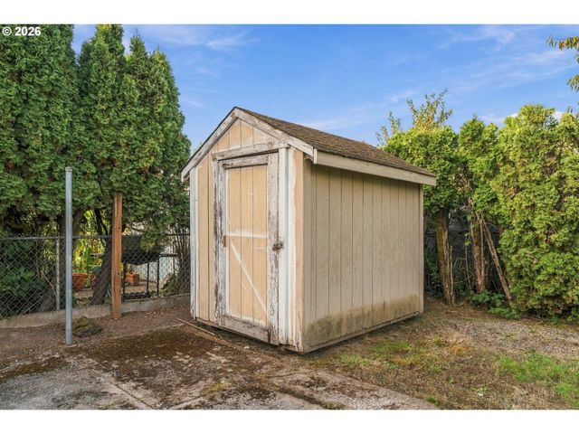 4077 PENTICTON Cir Ne, Salem, OR 97305