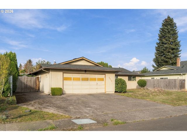 4077 PENTICTON Cir Ne, Salem, OR 97305