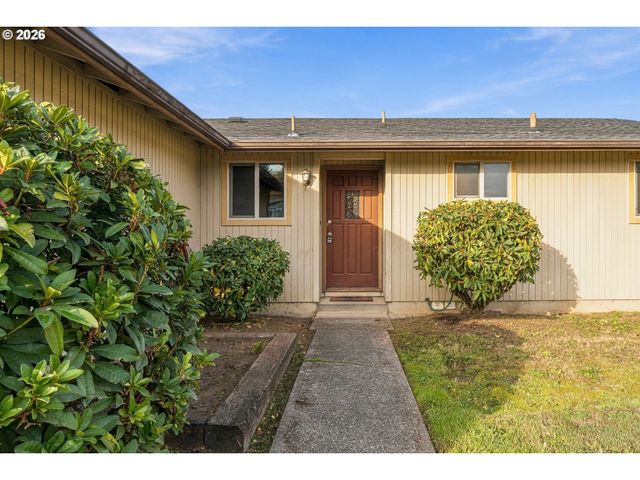4077 PENTICTON Cir Ne, Salem, OR 97305