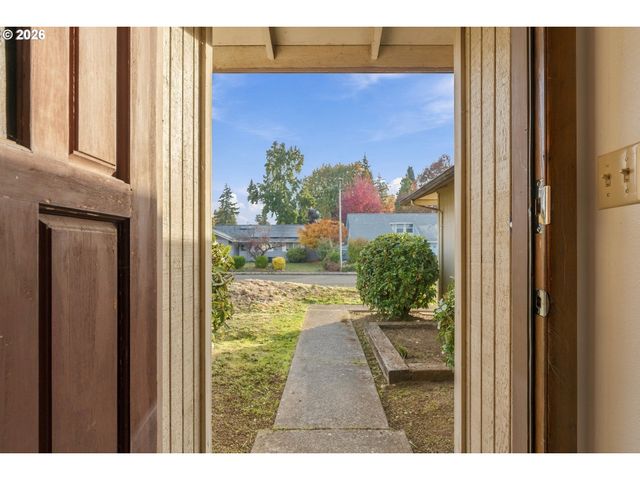 4077 PENTICTON Cir Ne, Salem, OR 97305