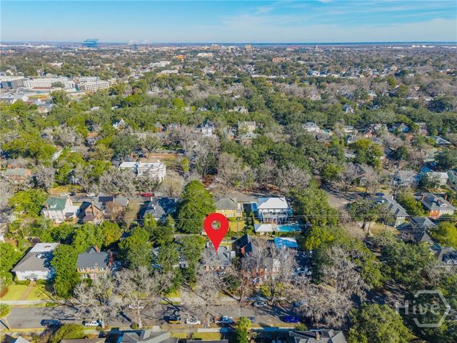 40 E 50th Street, Savannah, GA 31405