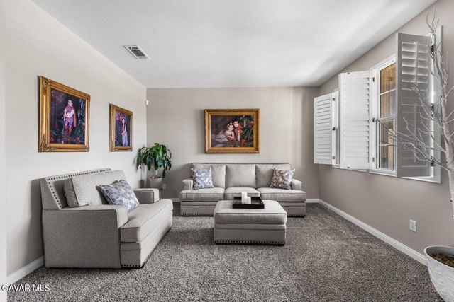 1242 Wellington Drive, Palmdale, CA 93551