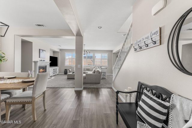 1242 Wellington Drive, Palmdale, CA 93551