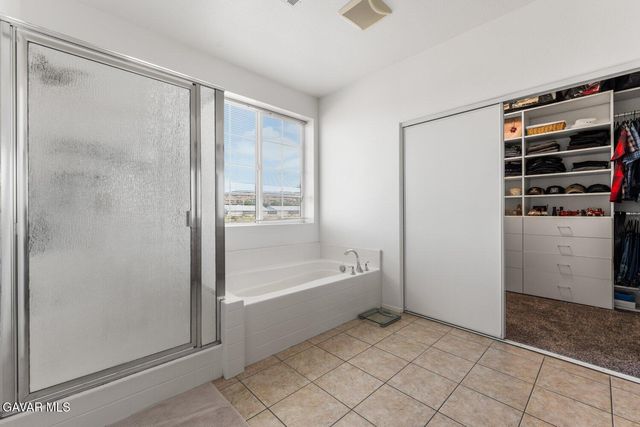 1242 Wellington Drive, Palmdale, CA 93551