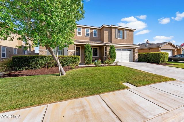 1242 Wellington Drive, Palmdale, CA 93551