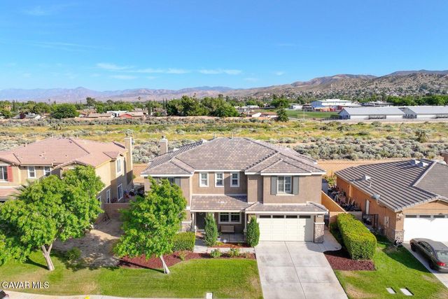 1242 Wellington Drive, Palmdale, CA 93551