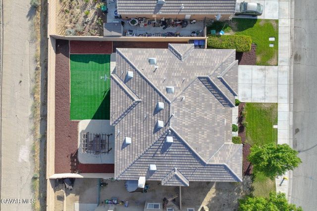 1242 Wellington Drive, Palmdale, CA 93551