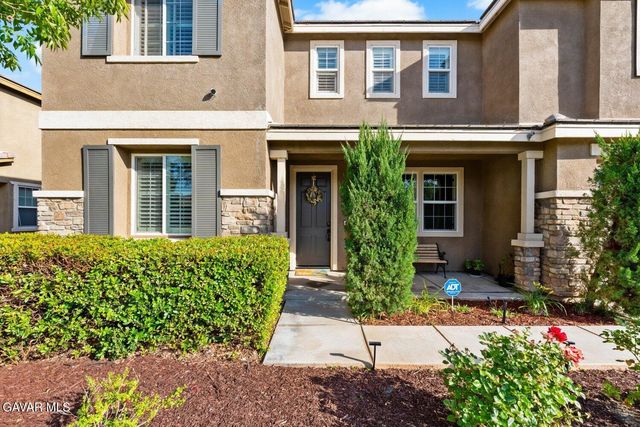 1242 Wellington Drive, Palmdale, CA 93551