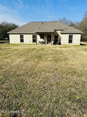 320 Scarbrough Circle, Richland, MS 39218