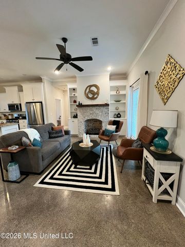 320 Scarbrough Circle, Richland, MS 39218