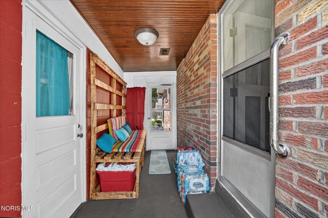 426 S Berlin Avenue, Oregon, OH 43616