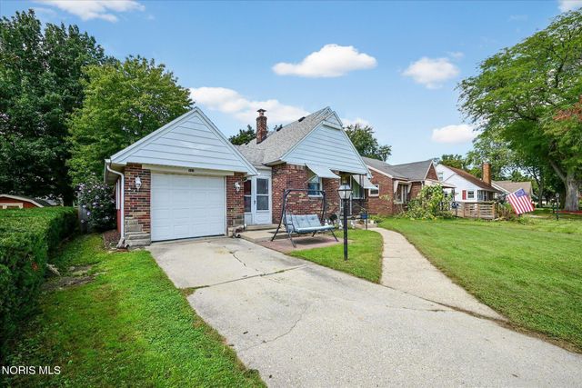 426 S Berlin Avenue, Oregon, OH 43616
