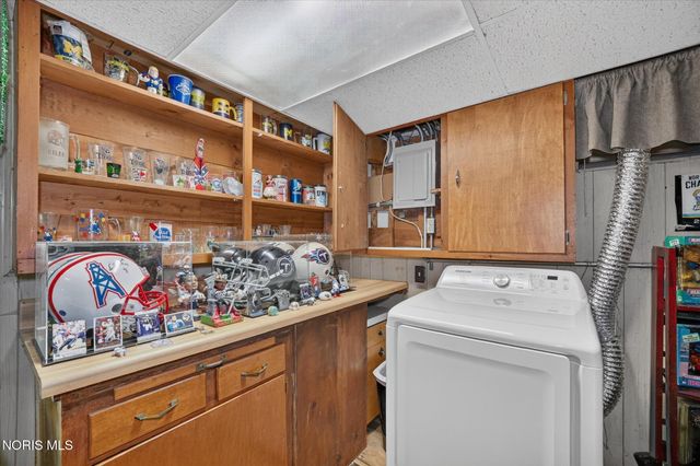 426 S Berlin Avenue, Oregon, OH 43616
