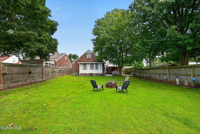 426 S Berlin Avenue, Oregon, OH 43616