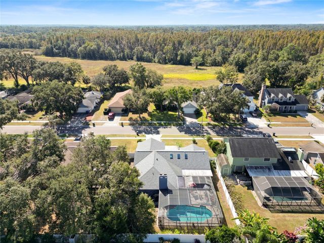 1612 CARTER OAKS DRIVE, Valrico, FL 33596