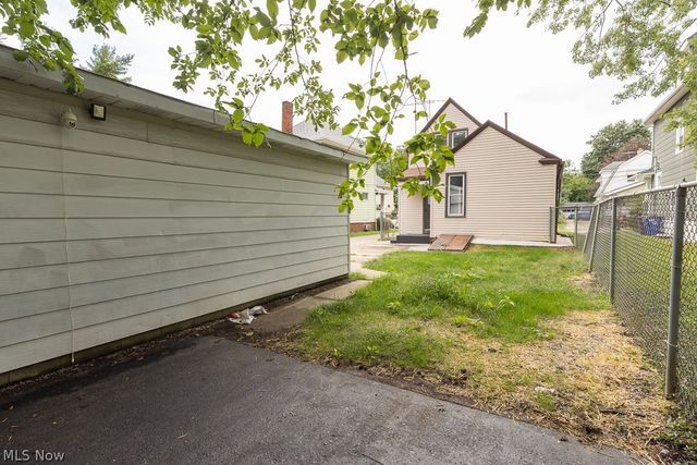 4026 Muriel Avenue, Cleveland, OH 44109