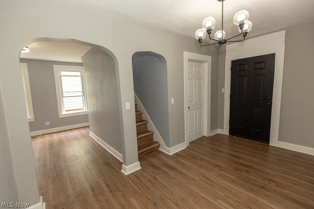 4026 Muriel Avenue, Cleveland, OH 44109