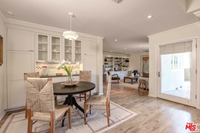 2059 Kenilworth Avenue, Los Angeles, CA 90039
