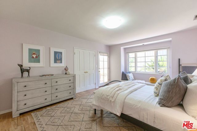 2059 Kenilworth Avenue, Los Angeles, CA 90039
