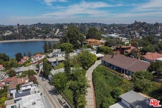 2059 Kenilworth Avenue, Los Angeles, CA 90039