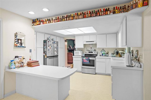 10745 SE 188TH COURT, Ocklawaha, FL 32179