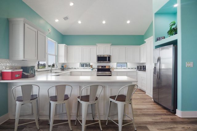 708 Colby Court, Port Bolivar, TX 77650