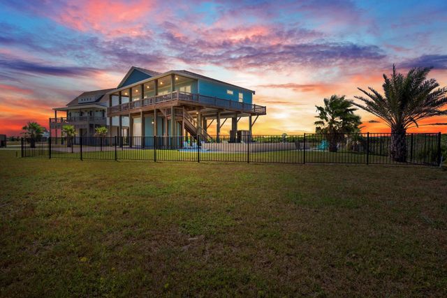 708 Colby Court, Port Bolivar, TX 77650