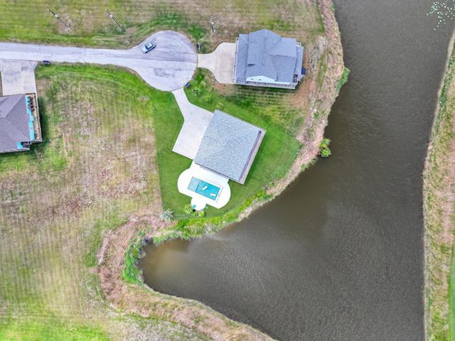 708 Colby Court, Port Bolivar, TX 77650