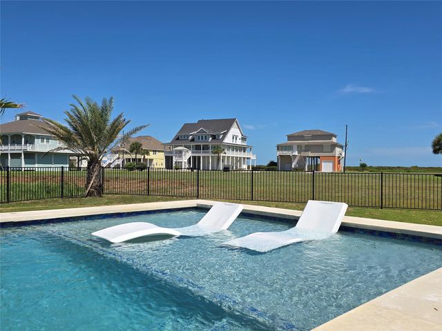 708 Colby Court, Port Bolivar, TX 77650
