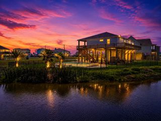 708 Colby Court, Port Bolivar, TX 77650