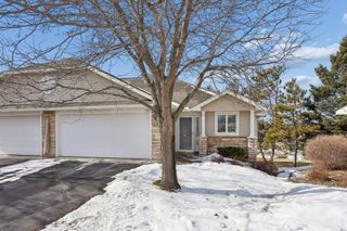 1102 Highpoint Court, New Richmond, WI 54017