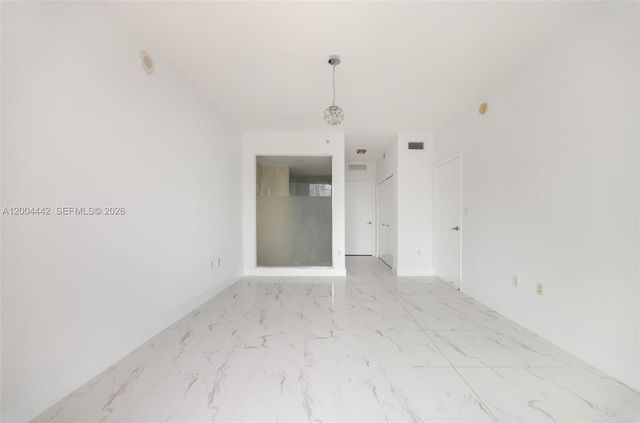 90 SW 3rd St 2602, Miami, FL 33130