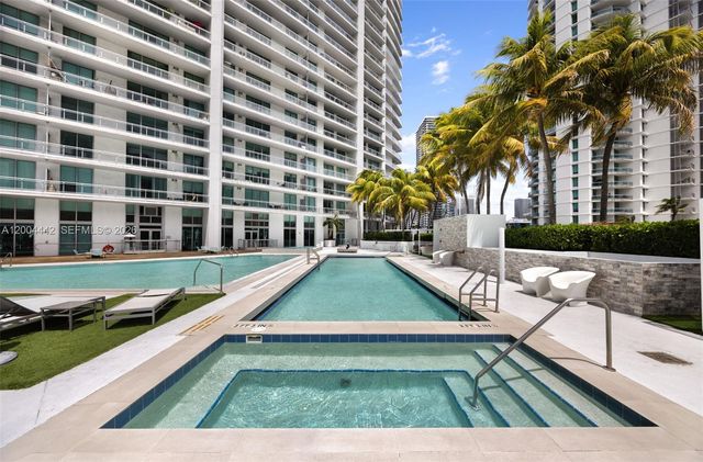 90 SW 3rd St 2602, Miami, FL 33130