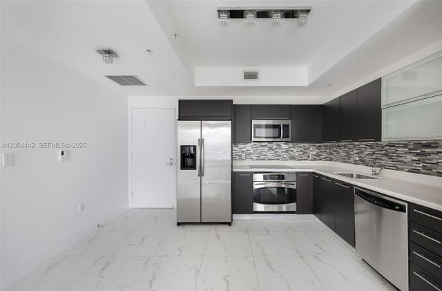 90 SW 3rd St 2602, Miami, FL 33130