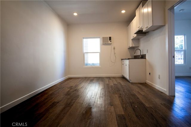 1411 Burlington Avenue 4, Los Angeles, CA 90006