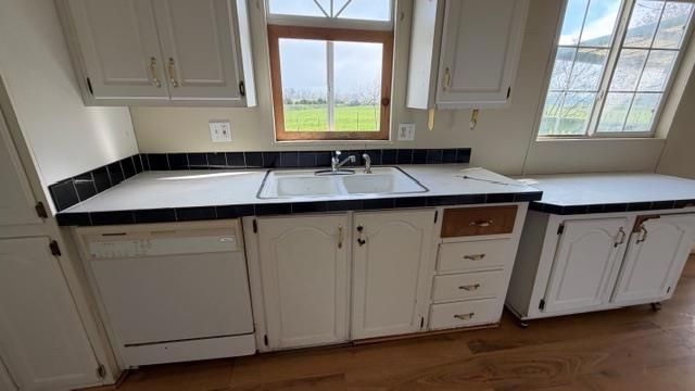 8340 Mcclure Avenue, Gerber, CA 96035