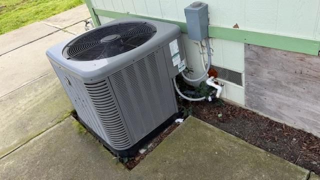 8340 Mcclure Avenue, Gerber, CA 96035