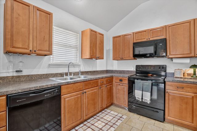 237 Wellington Trail, Weatherford, TX 76085
