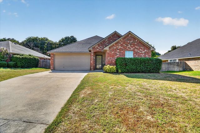 237 Wellington Trail, Weatherford, TX 76085