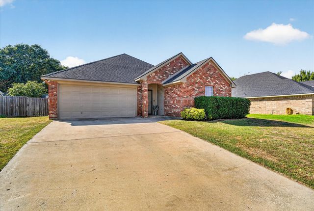 237 Wellington Trail, Weatherford, TX 76085