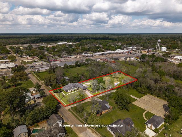 2031 Grand Avenue, Liberty, TX 77575