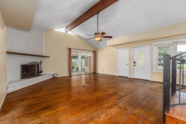 2031 Grand Avenue, Liberty, TX 77575